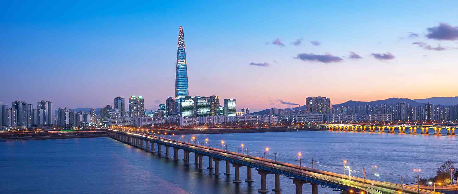 乐天使官方携手MIKROE推出搭载LC29H系列模组的Click boards开发板，为物联网应用带来高精定位服务