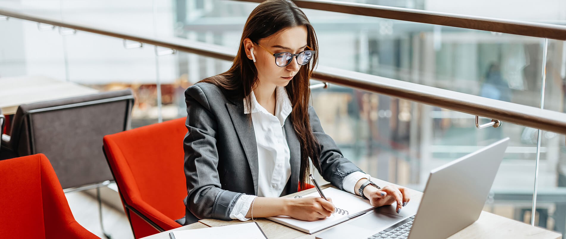 MWC 2024丨乐天使官方全新Wi-Fi 7和蓝牙5.4模组组合，为PC提供巅峰无线连接体验