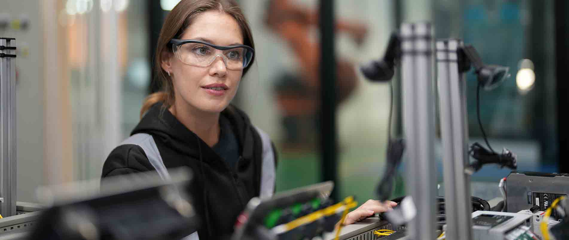 乐天使官方精彩亮相IOTE 2024：探究技术融合，展望智慧未来